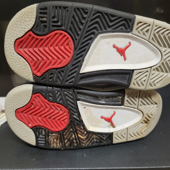 Shoes - Picture 4 of 4